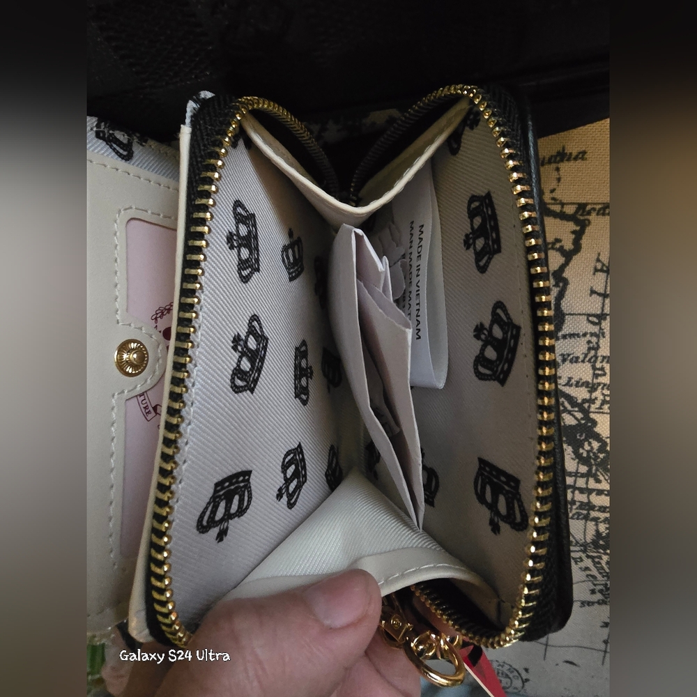Juicy By Juicy Couture Checkmate Satchel & matching zip around wallet NWT. 2 Set - Picture 14 of 16